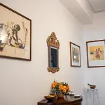 Scirocco House Апартаменты *